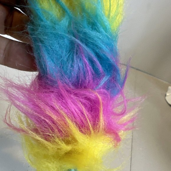 Troll Fur Snap Bracelet Hasbro 2018 Multi Colors 12” - Picture 6 of 15